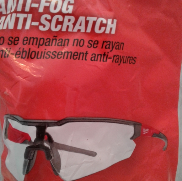 Milwaukee Performance Safety Glasses anti scratch - Picture 4 of 4